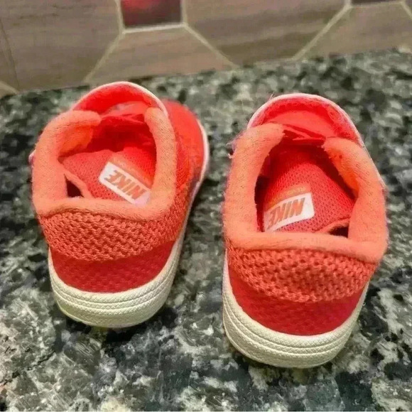 Nike Free Rn Toddlers Style size 4C - Picture 5 of 9